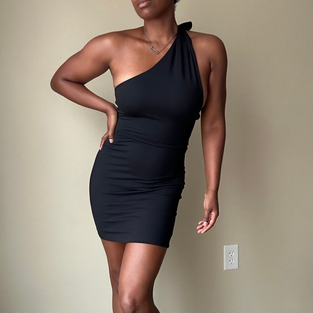 Susana Monaco Be Present Black One Shoulder Tie Dress Size XS